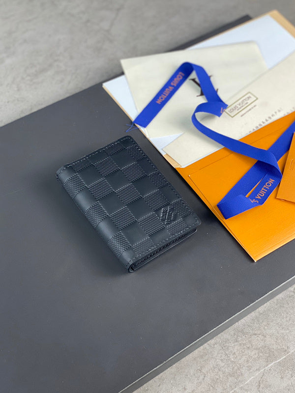 COZY - LOV Wallets - 258