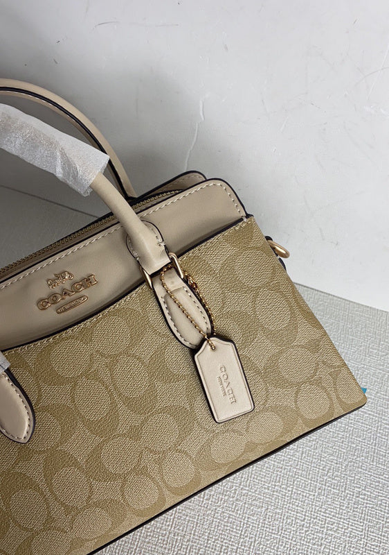 COZY - CAH Bags - 105
