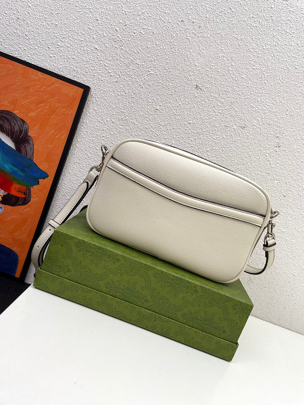 COZY - CAH Bags - 305