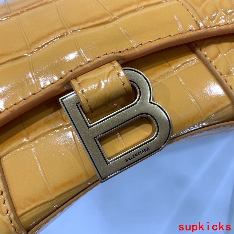COZY BAGS - BG Hourglass Bags - 136