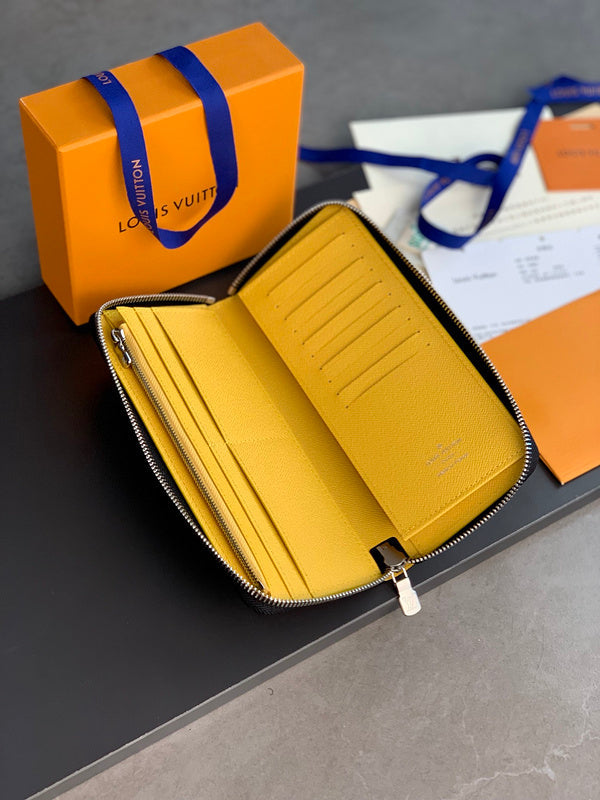 COZY - LOV Wallets - 454
