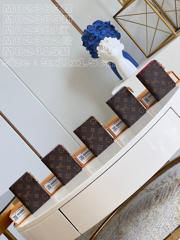 COZY - LOV Wallets - 039