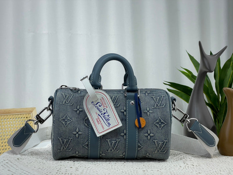 JB - LOV Travel Bags - 031