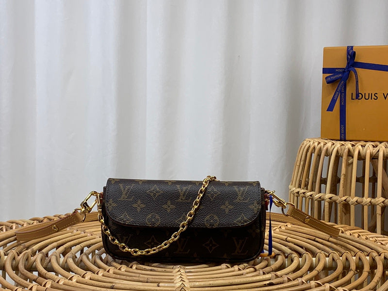 JB - LOV Lady Bags - 301