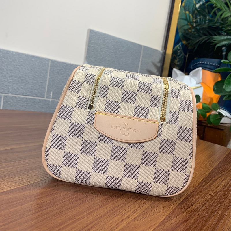 COZY - LOV Wallets - 357