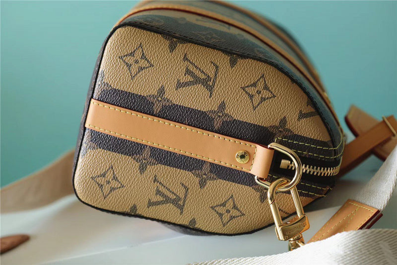 JB - LOV Travel Bags - 207