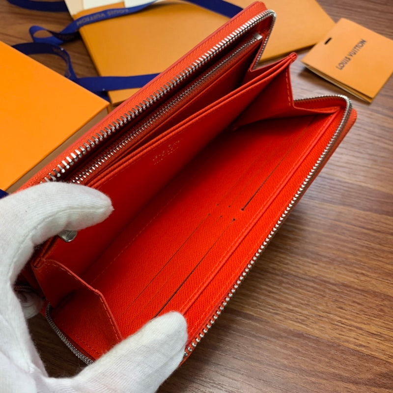 COZY BAGS - LOV Wallets - 550