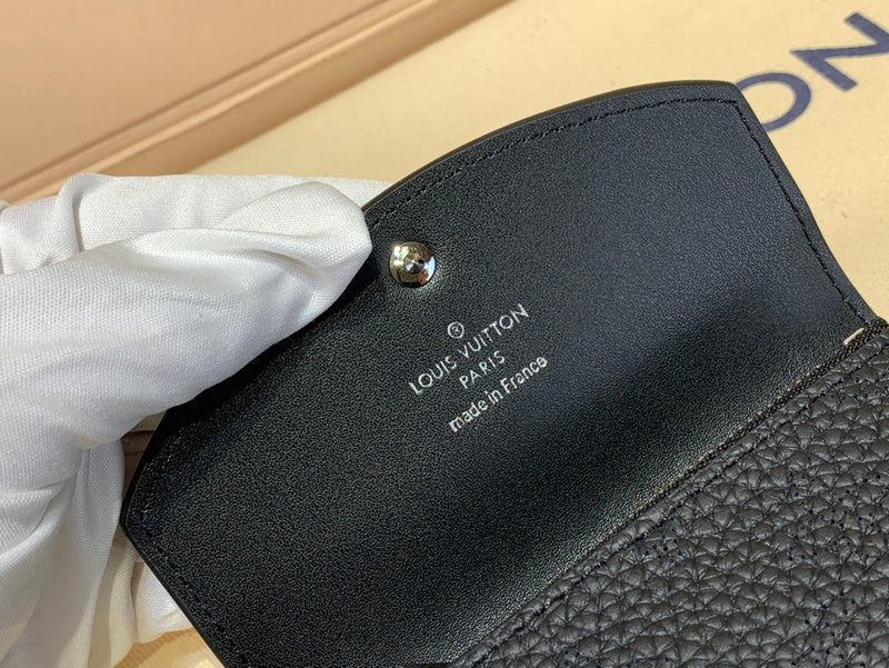 COZY - LOV Wallets - 379