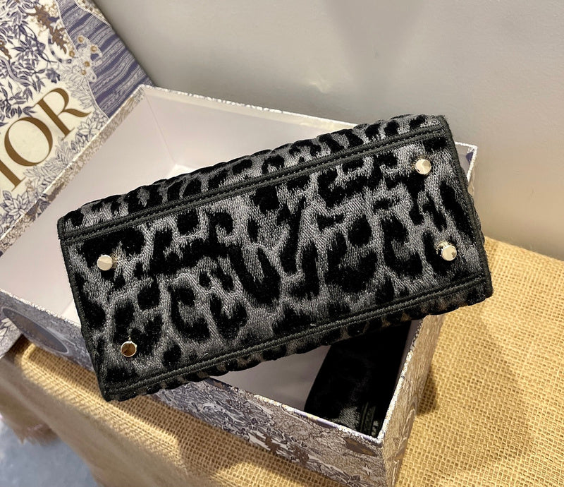 COZY BAGS - DOR Bags - 577