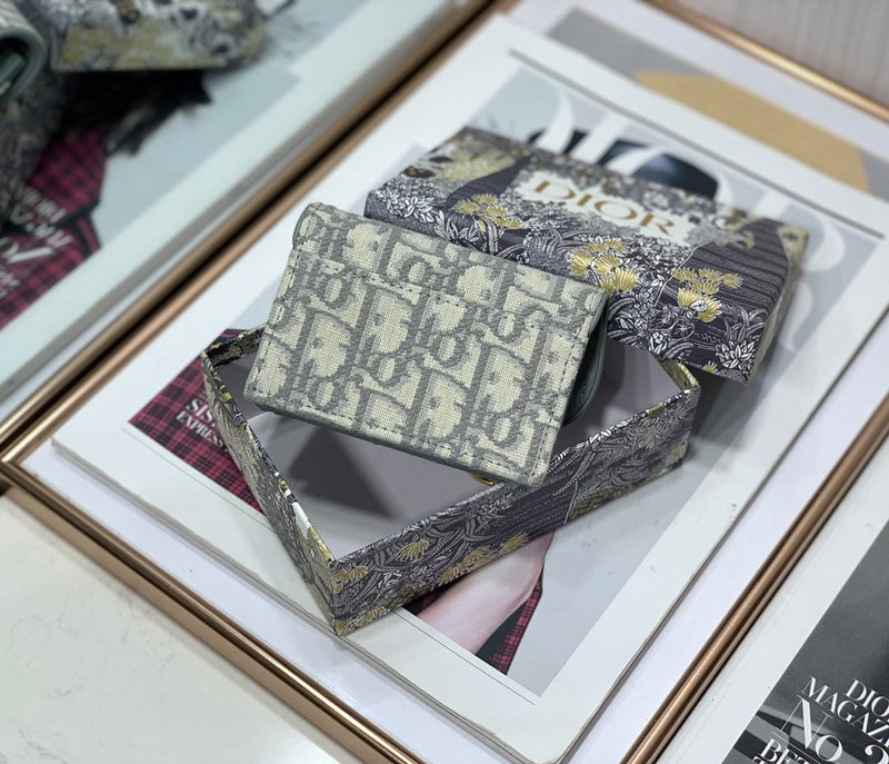 JB - DOR Wallets - 104