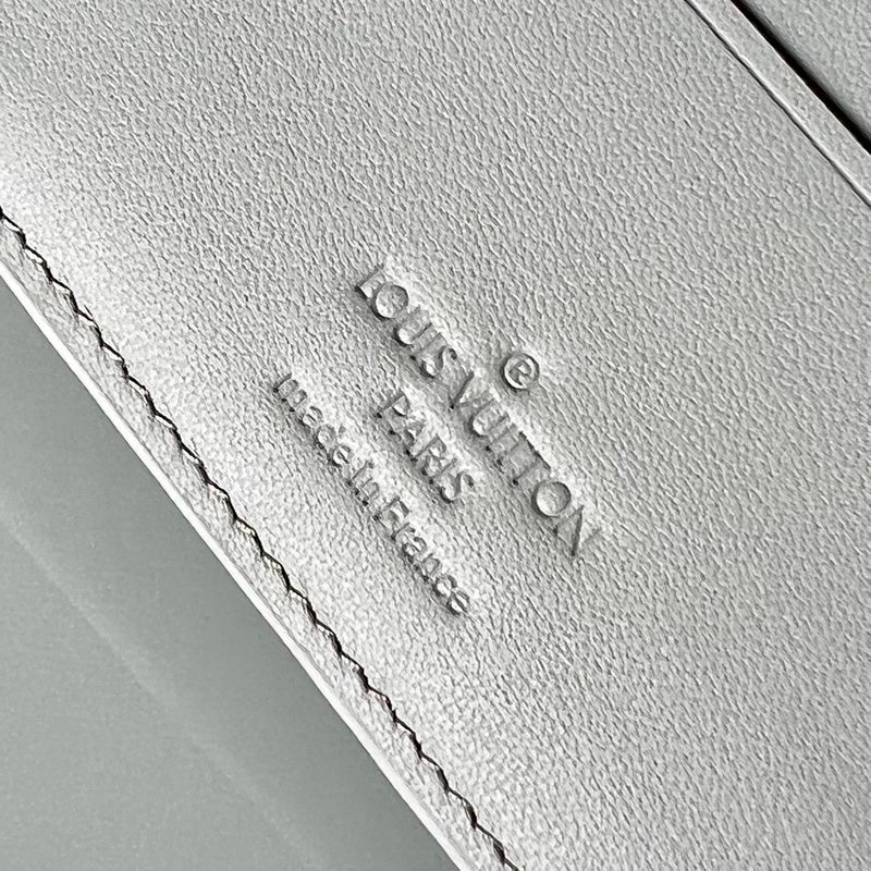 COZY - LOV Wallets - 023