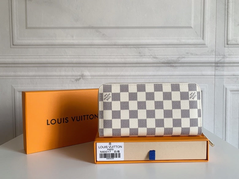 COZY BAGS - LOV Wallets - 706