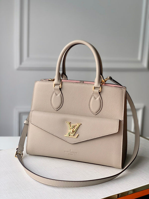 COZY - LV Bags - 4097