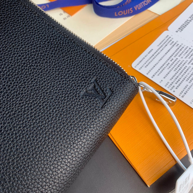 COZY - LOV Wallets - 457