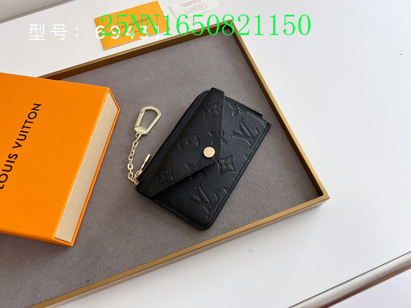 COZY BAGS - LOV Wallet - 086