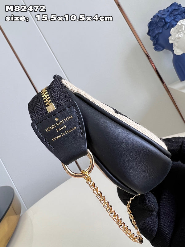 COZY - LOV Wallets - 131