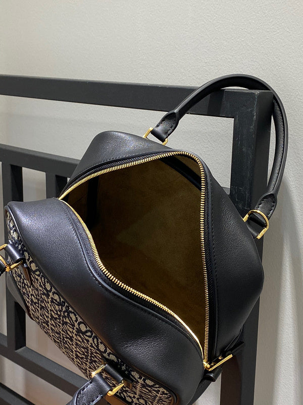 JB - LWO Lady Bags - 042