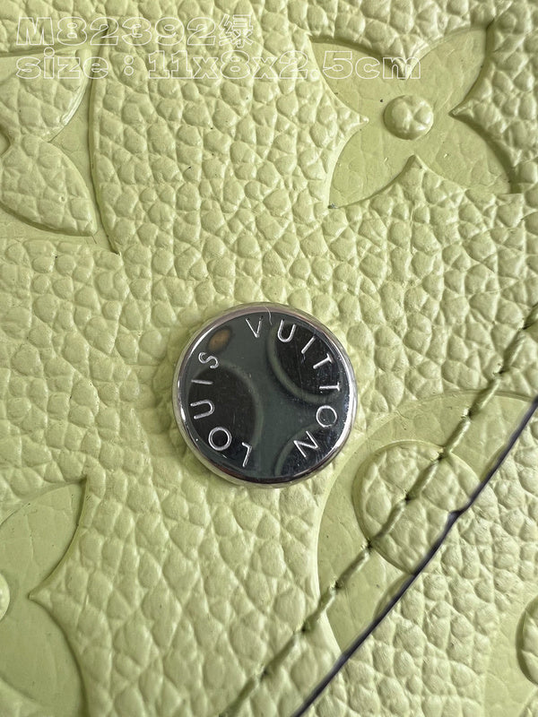 COZY - LOV Wallets - 052