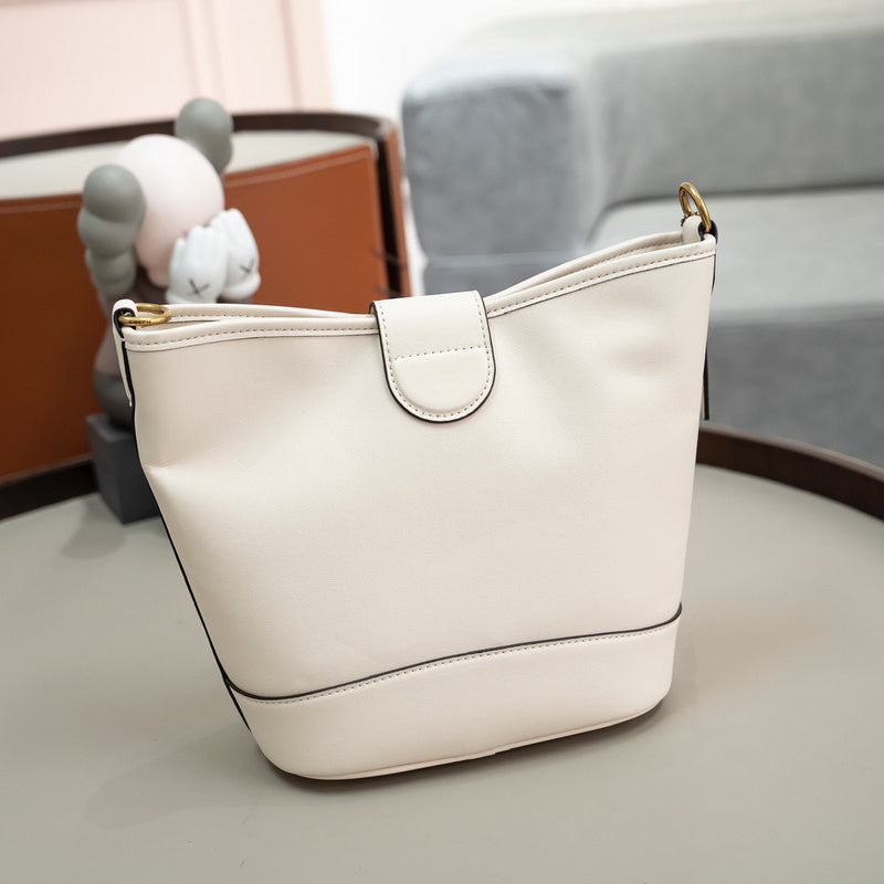 COZY - CAH Bags - 429