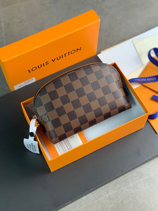 COZY - LOV Wallets - 290