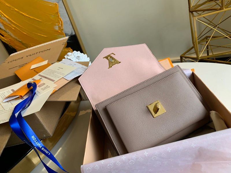 COZY - LV Bags - 4882