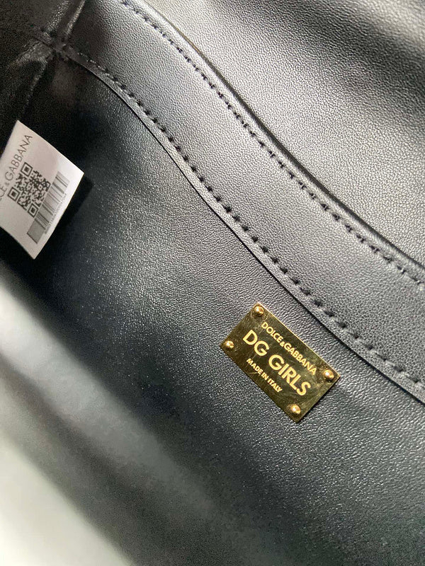 COZY - DAG Bags - 244