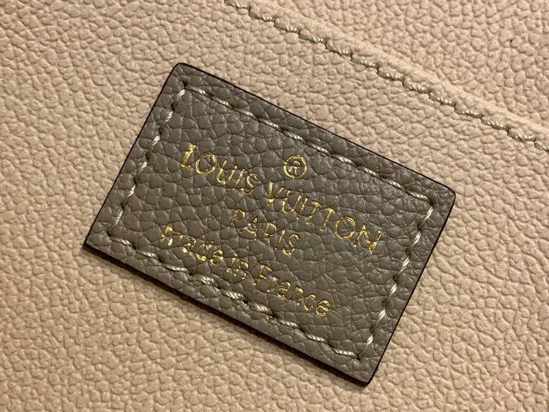 COZY - LOV Wallets - 487
