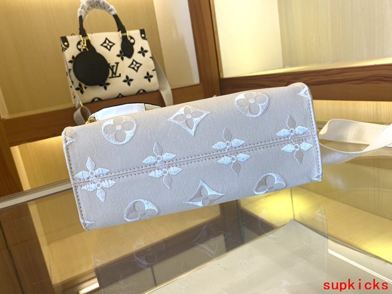COZY BAGS - Mix Wallets - 616