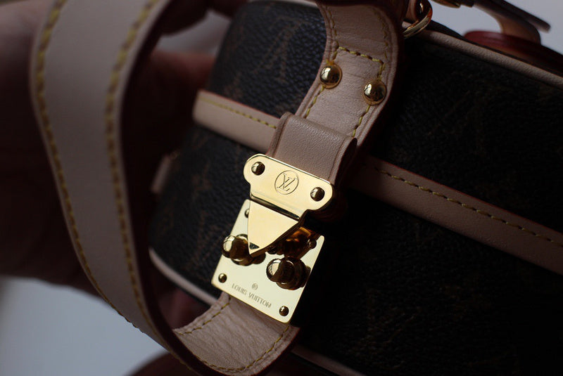 COZY - LV Bags - 4657