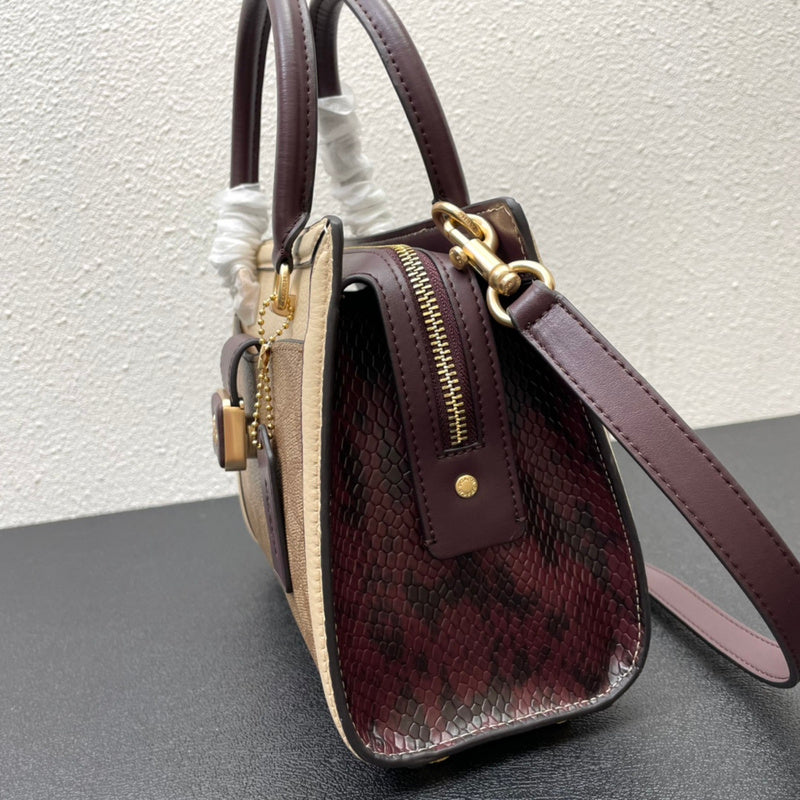COZY - CAH Bags - 576
