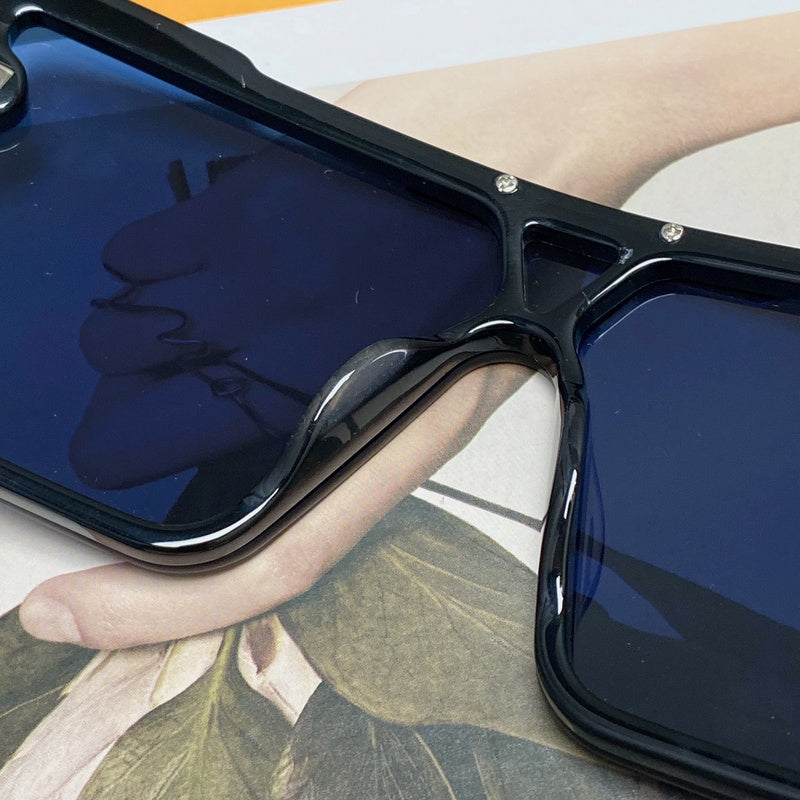 JB - LOV Sunglasses - 103