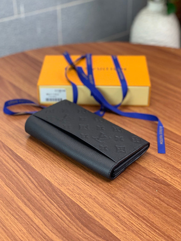 COZY - LOV Wallets - 494