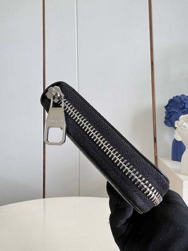 COZY - LOV Wallets - 088