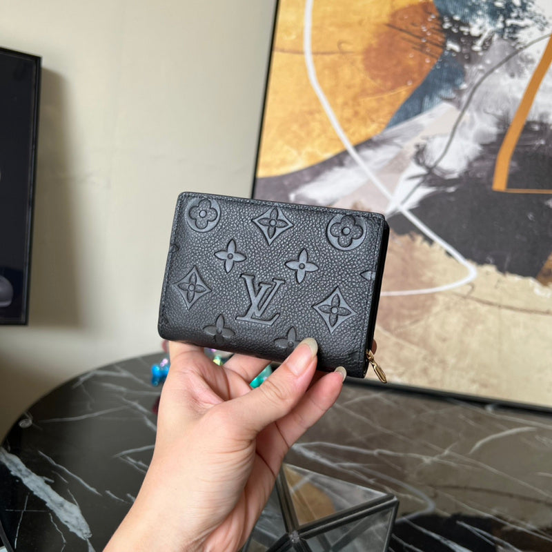 COZY - LOV Wallets - 422