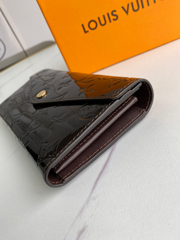 COZY BAGS - LOV Wallets - 710