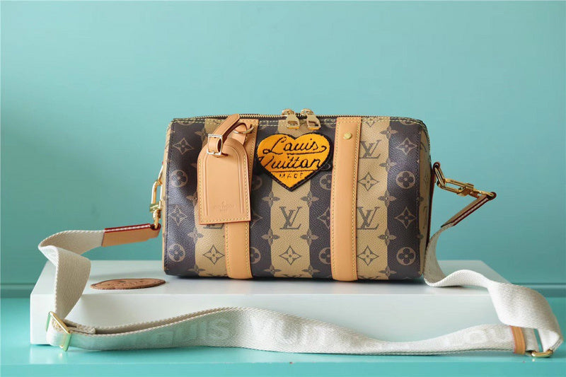 JB - LOV Travel Bags - 207