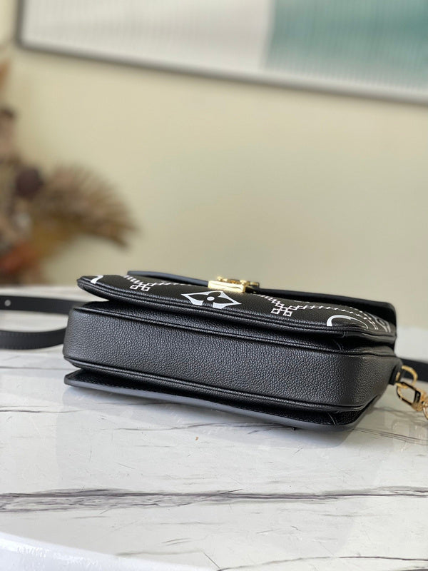 COZY - LOV Lady Bags - 652