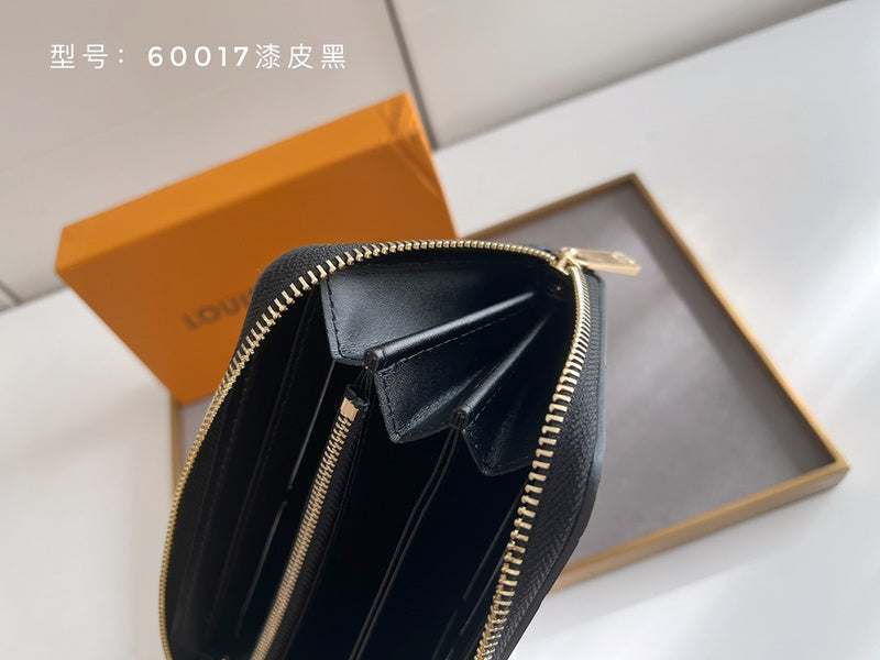 COZY BAGS - LOV Wallets - 693