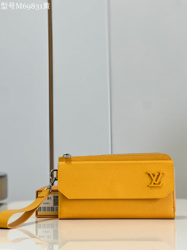 COZY - LOV Wallets - 409