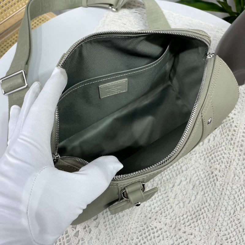 JB - LOV Travel Bags - 043