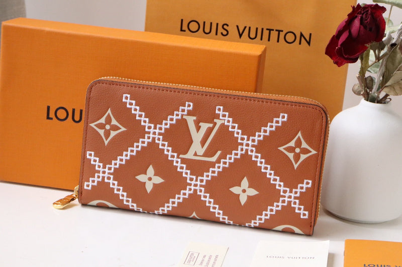 COZY BAGS - LOV Wallets - 652