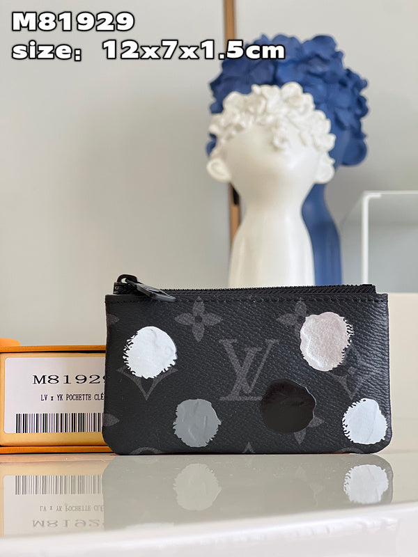 COZY - LOV Wallets - 285