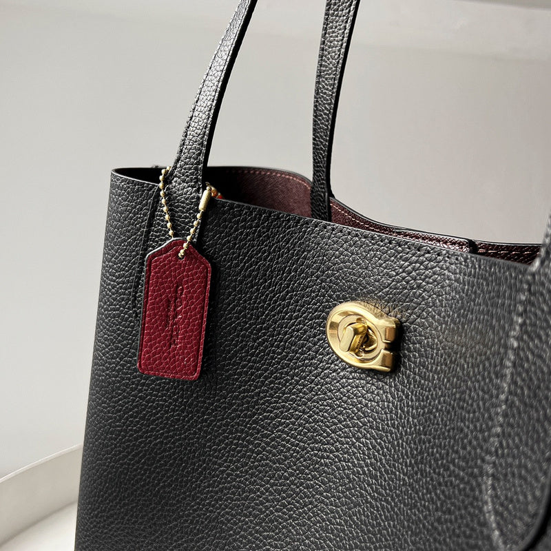 COZY - CAH Bags - 530