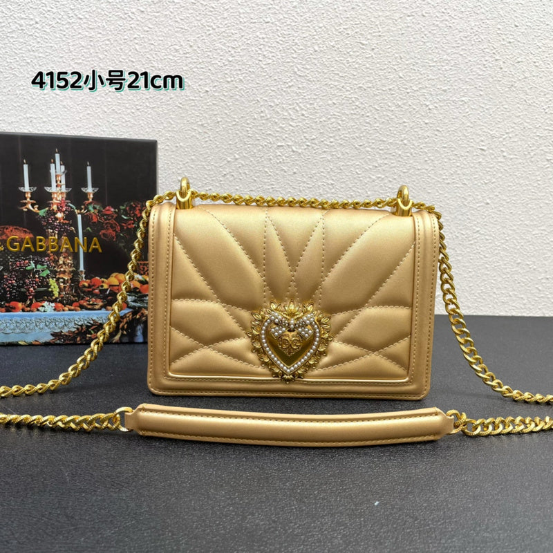 COZY - DAG Bags - 150