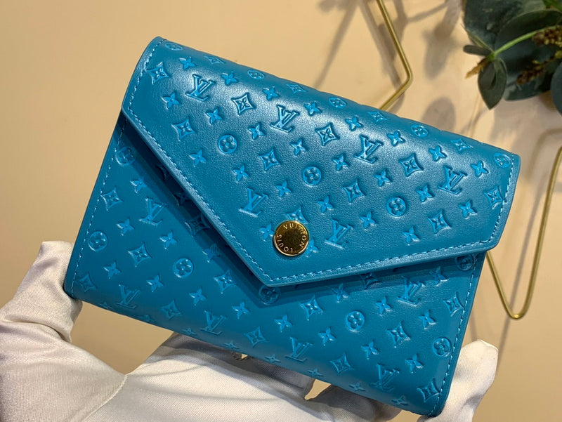 COZY - LOV Wallets - 152