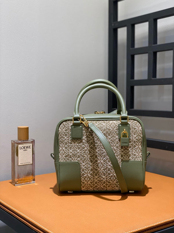 JB - LWO Lady Bags - 012