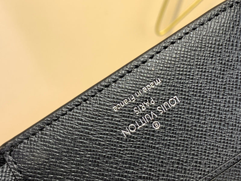 COZY - LOV Wallets - 335
