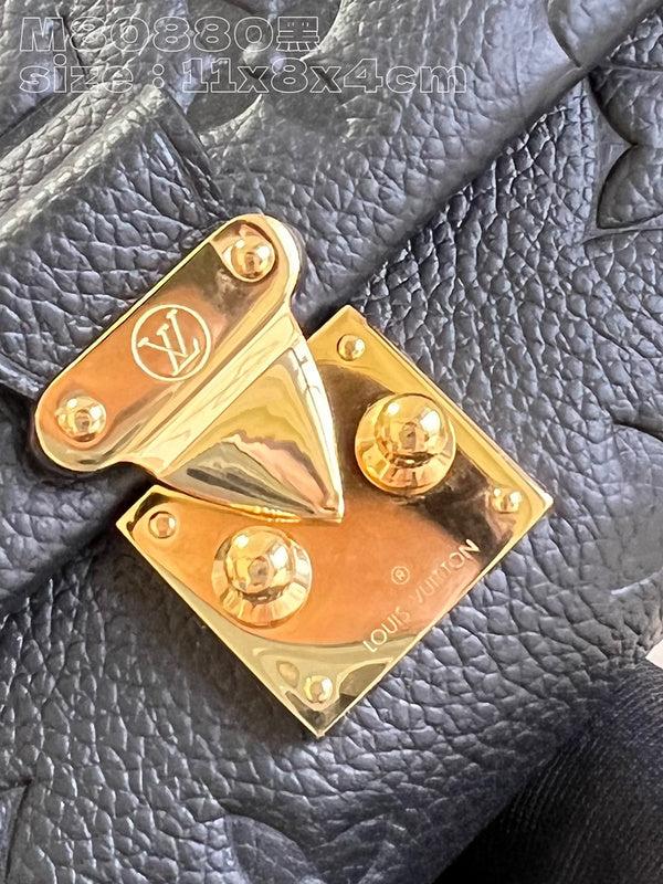 COZY - LOV Wallets - 013