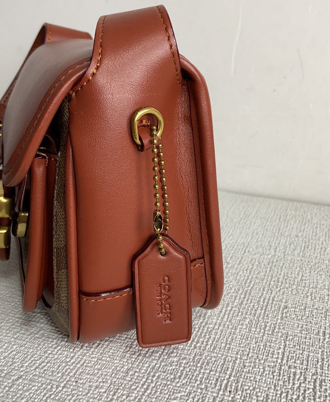 COZY - CAH Bags - 223