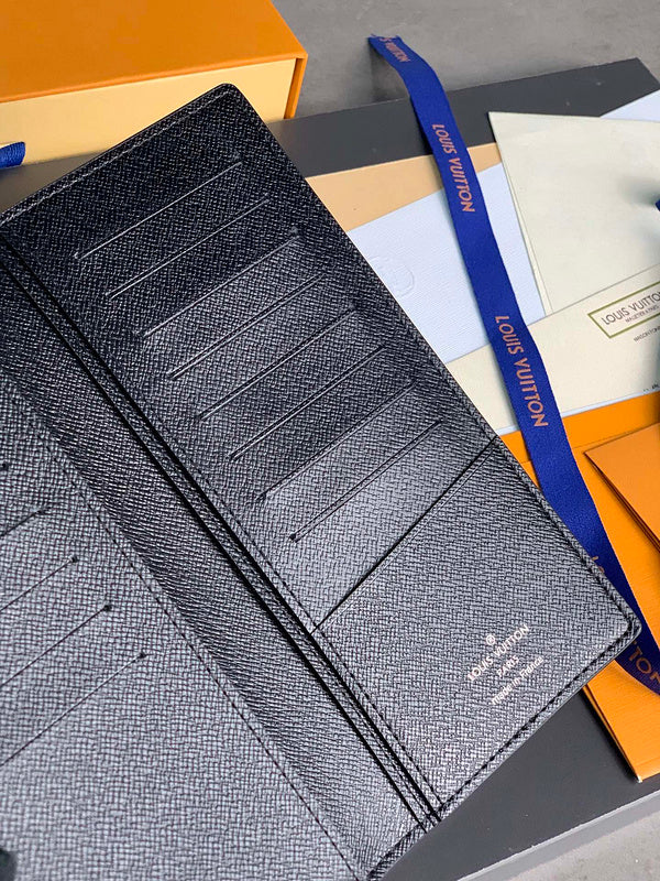 COZY - LOV Wallets - 284